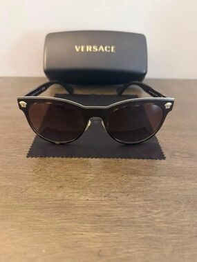 Women’s Versace Sunglasses
